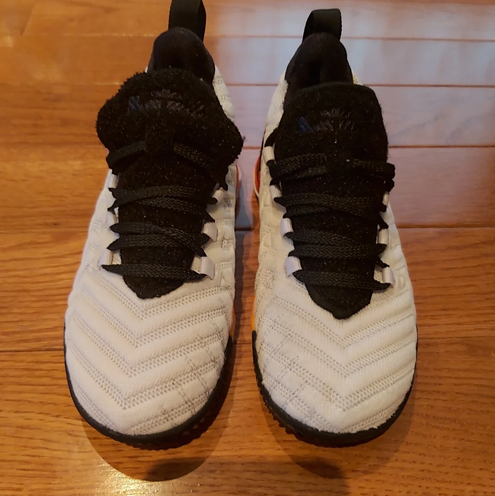 Nike toddler boys sneakers - Picture 8 of 8